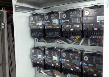 Фото установленных умных счетчиков электроэнергии